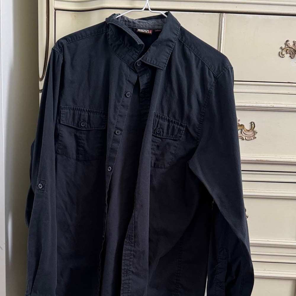 Men's Black Casual Button-Down Shirt